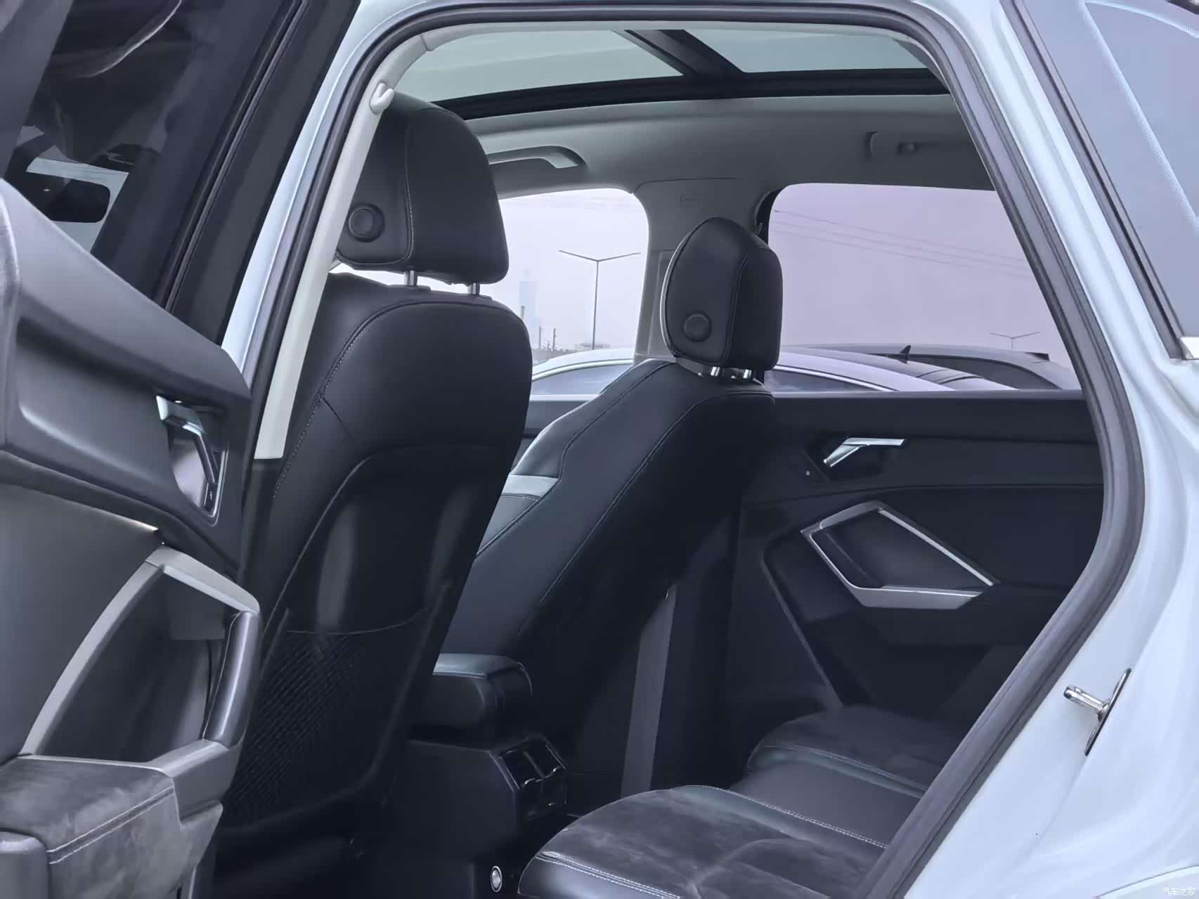 Audi Q3, 2021 6