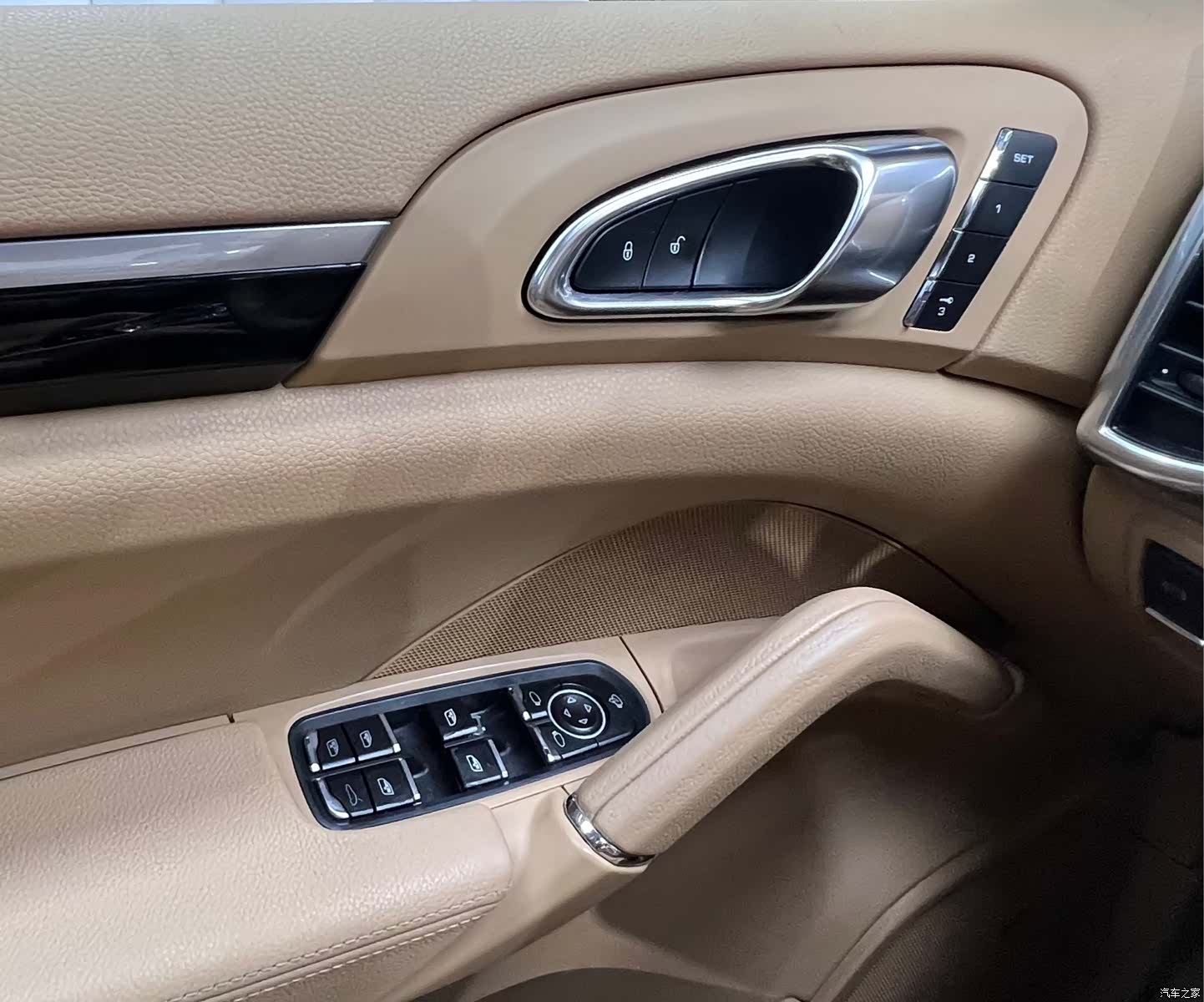 Porsche Cayenne, 2014 14