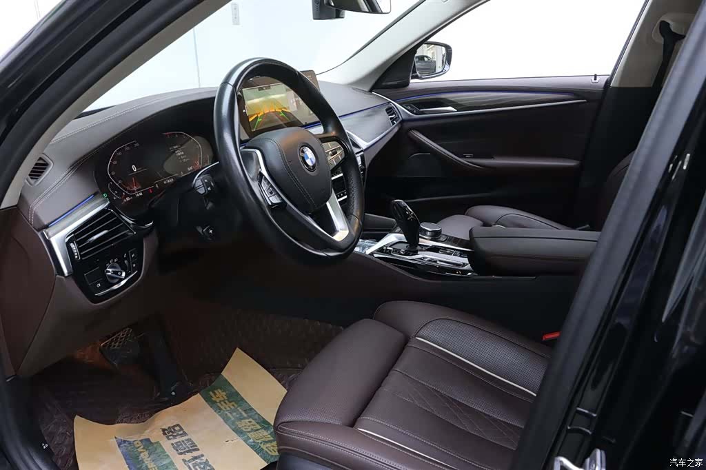 BMW 5 Series, 2022 13