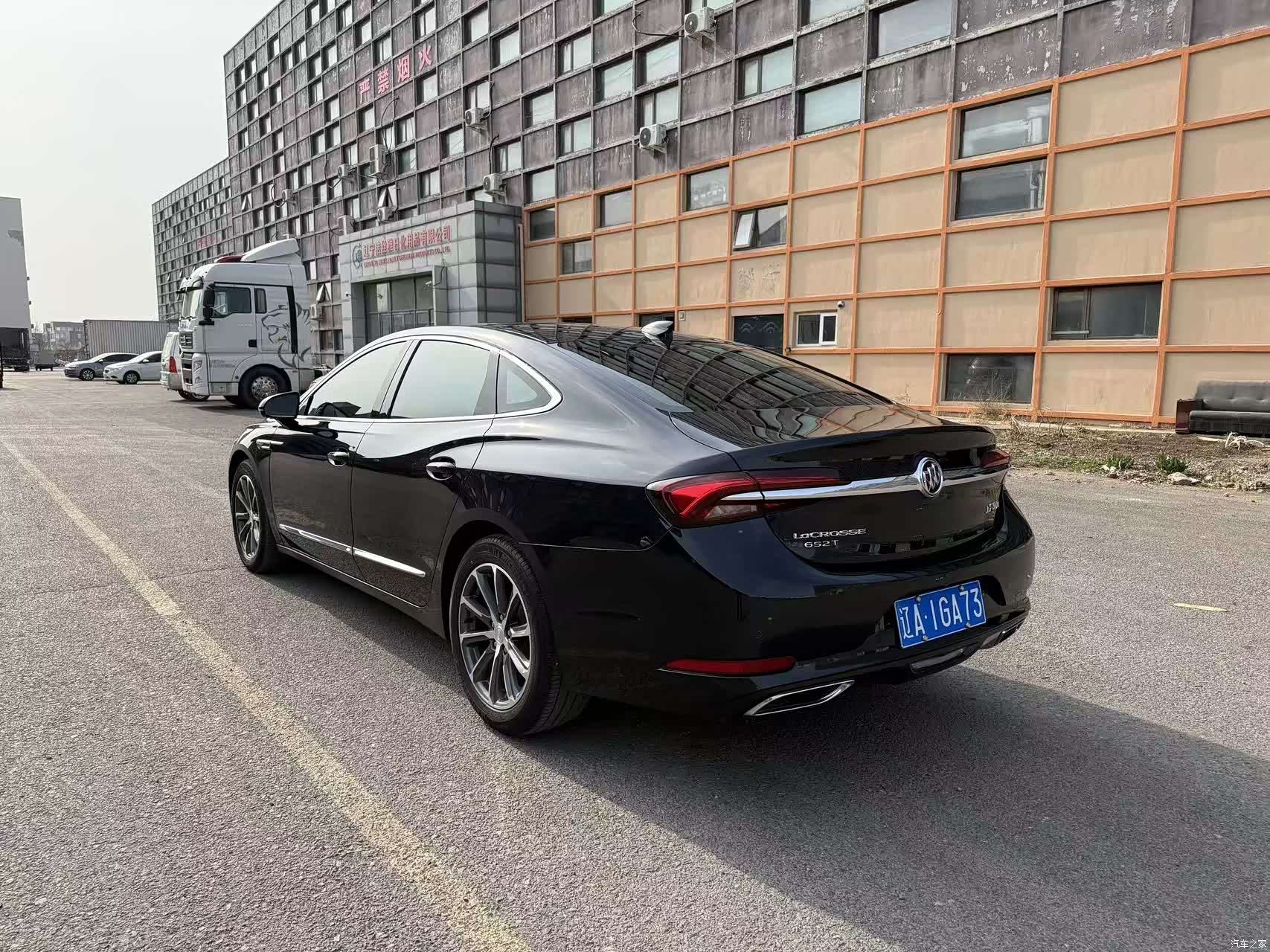 Buick LaCrosse, 2022 все фото
