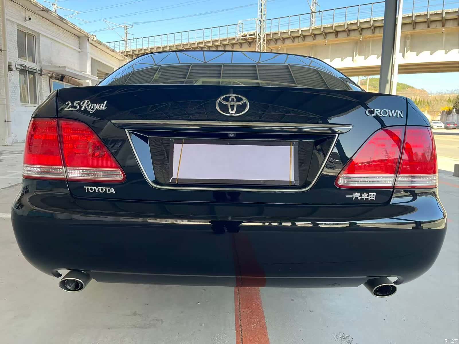 Toyota Crown, 2009 6