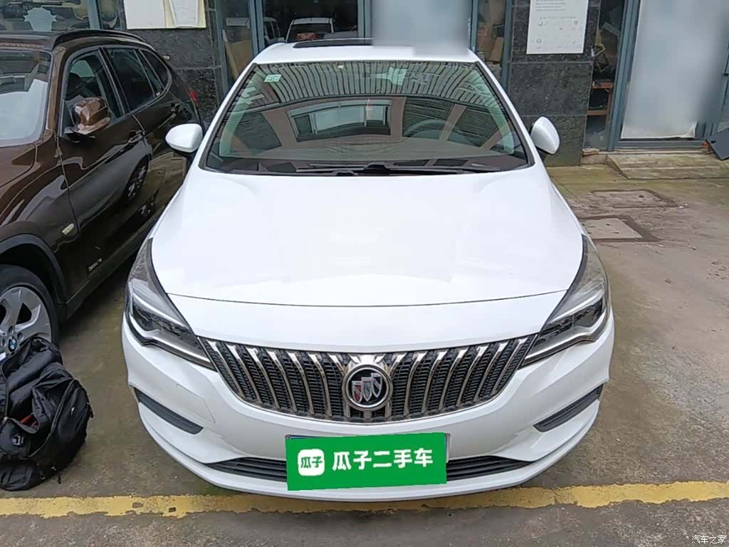 Buick Verano, 2017 3