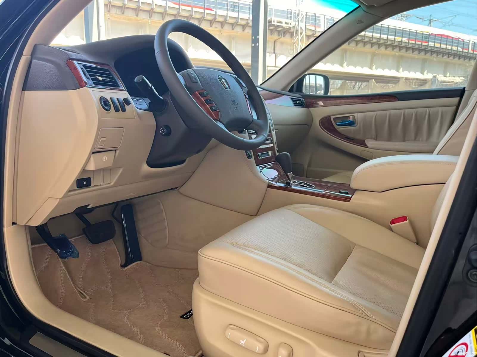 Toyota Crown, 2009 8