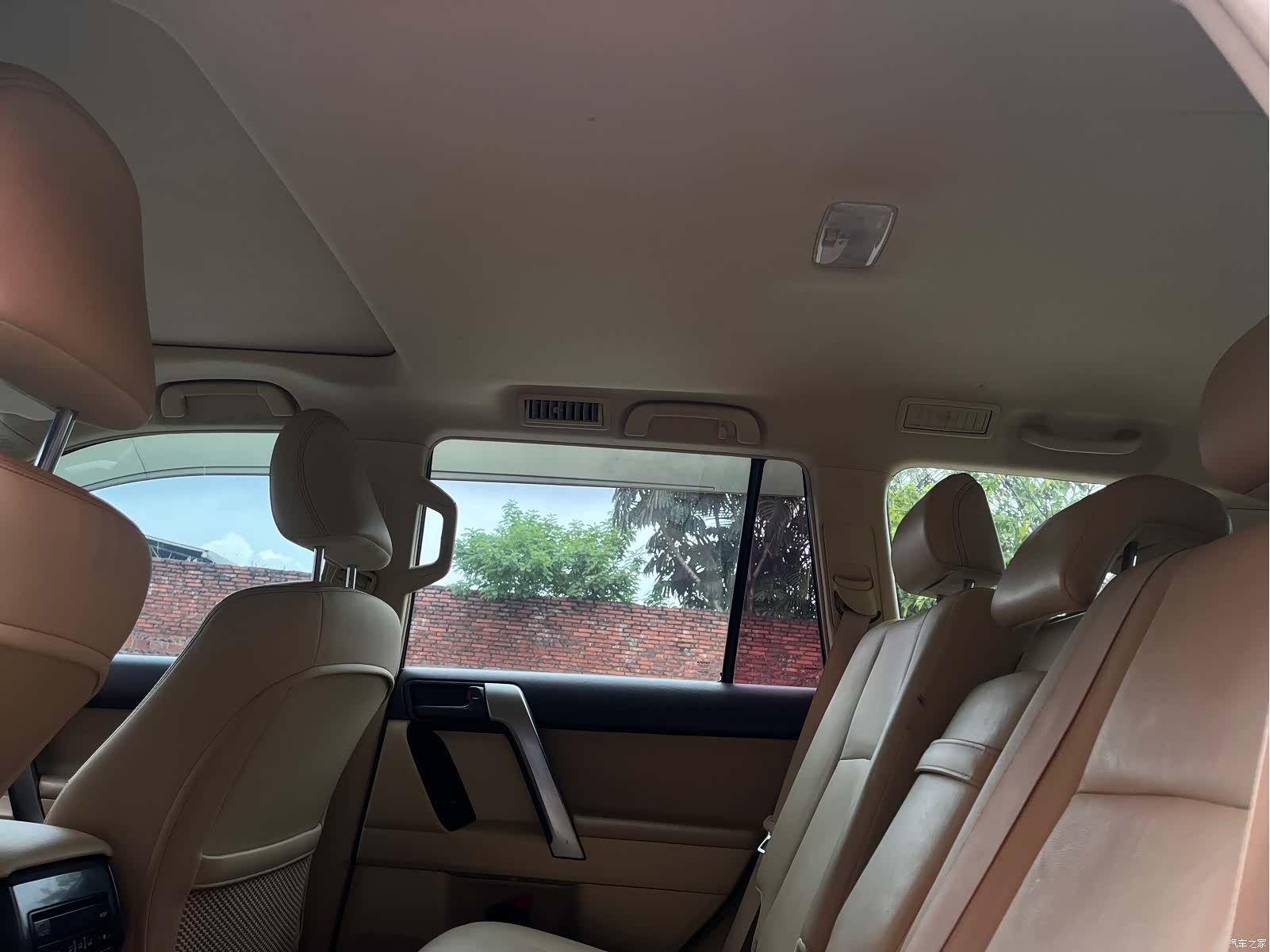 Toyota Prado, 2015 13