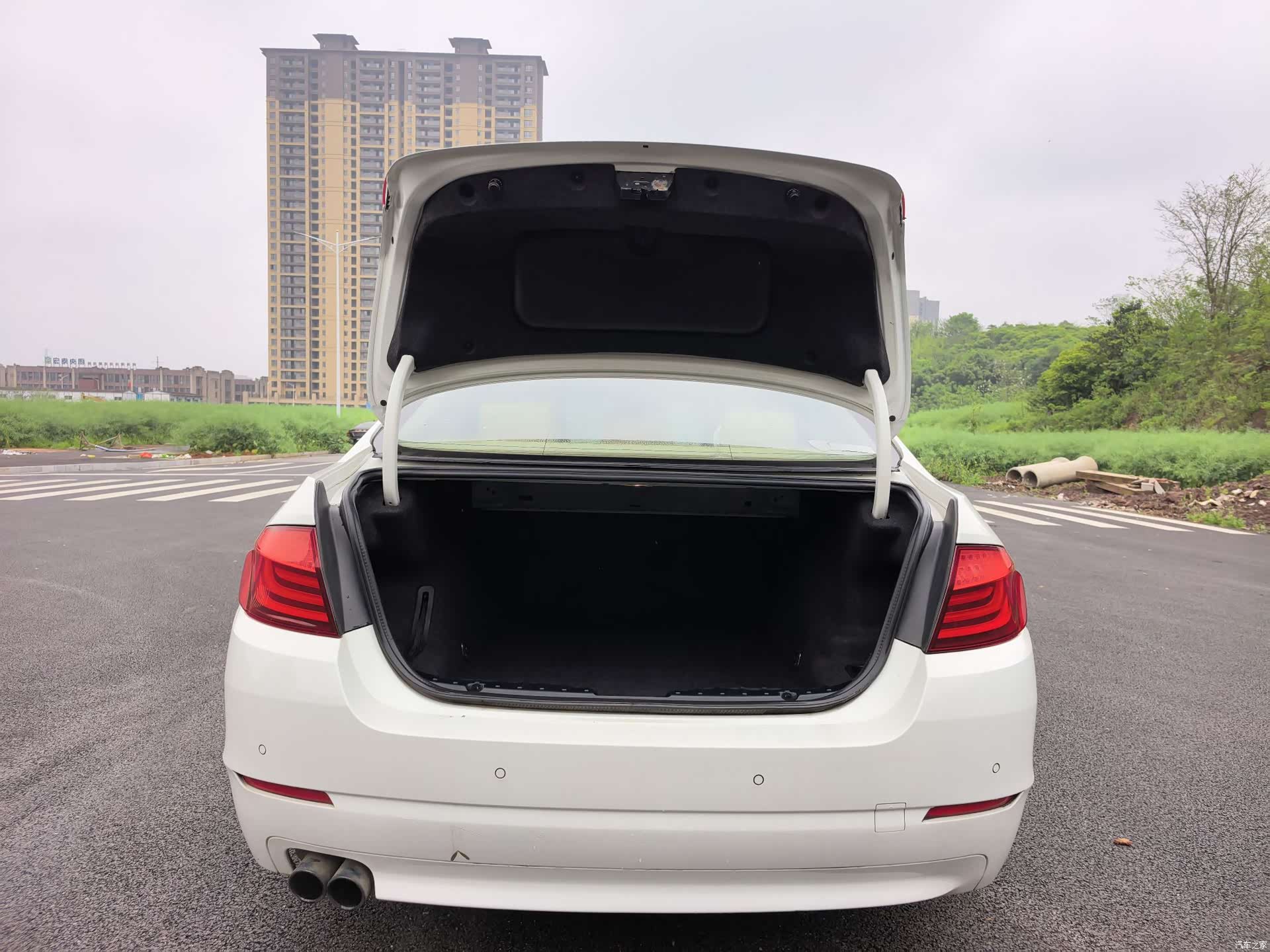 BMW 5 Series, 2012 17