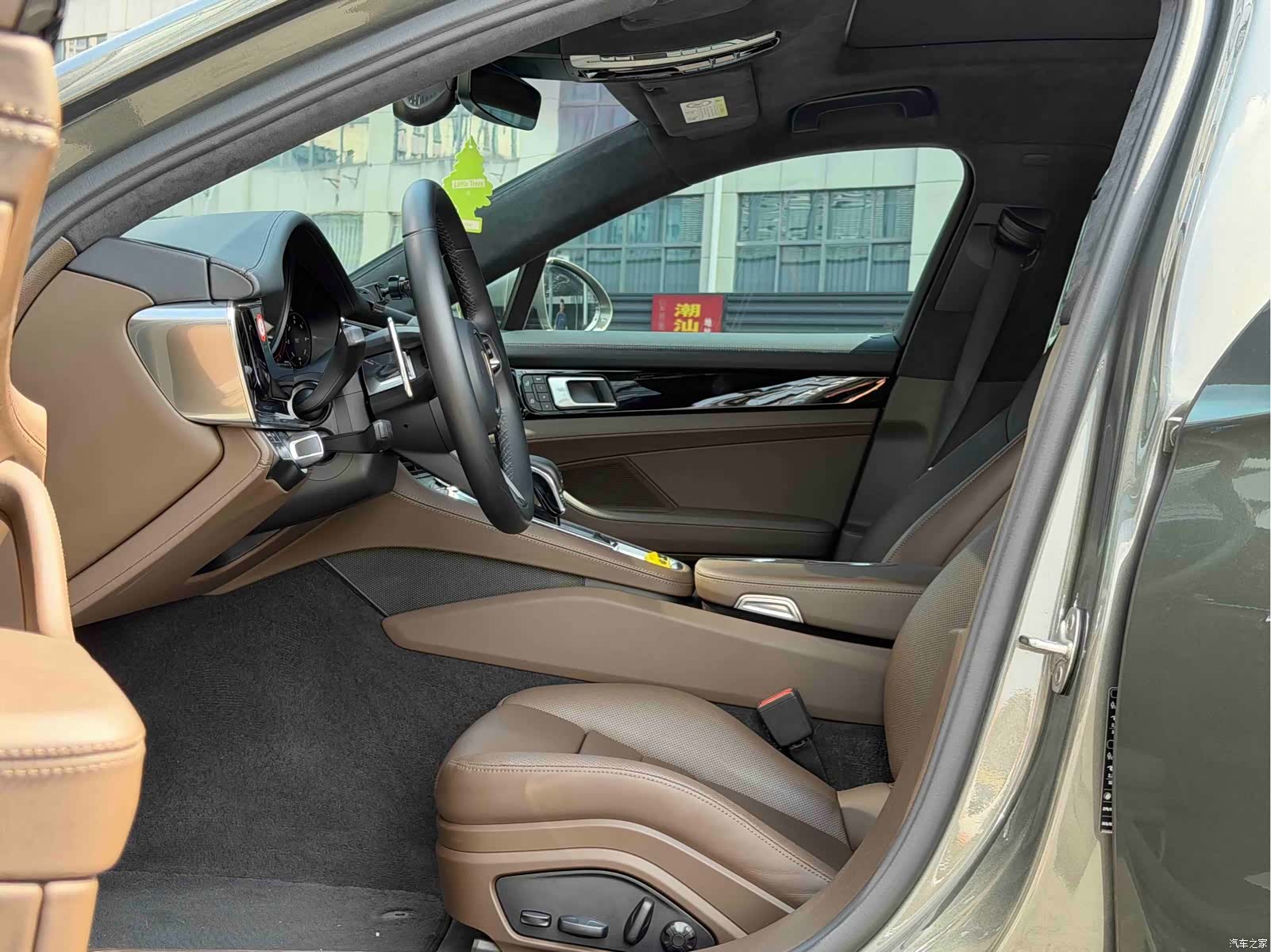 Porsche Panamera, 2022 7