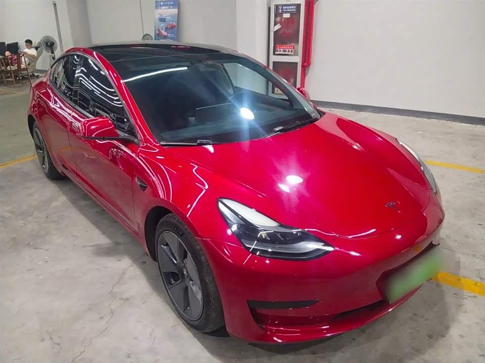 Tesla Model 3 Tesla Model 3