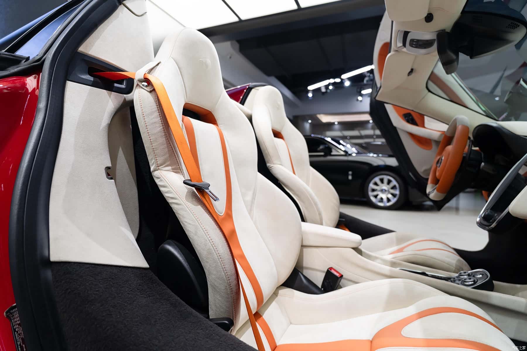 McLaren 570, 2019 6