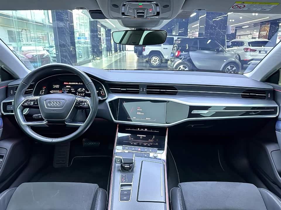 Audi A7L
