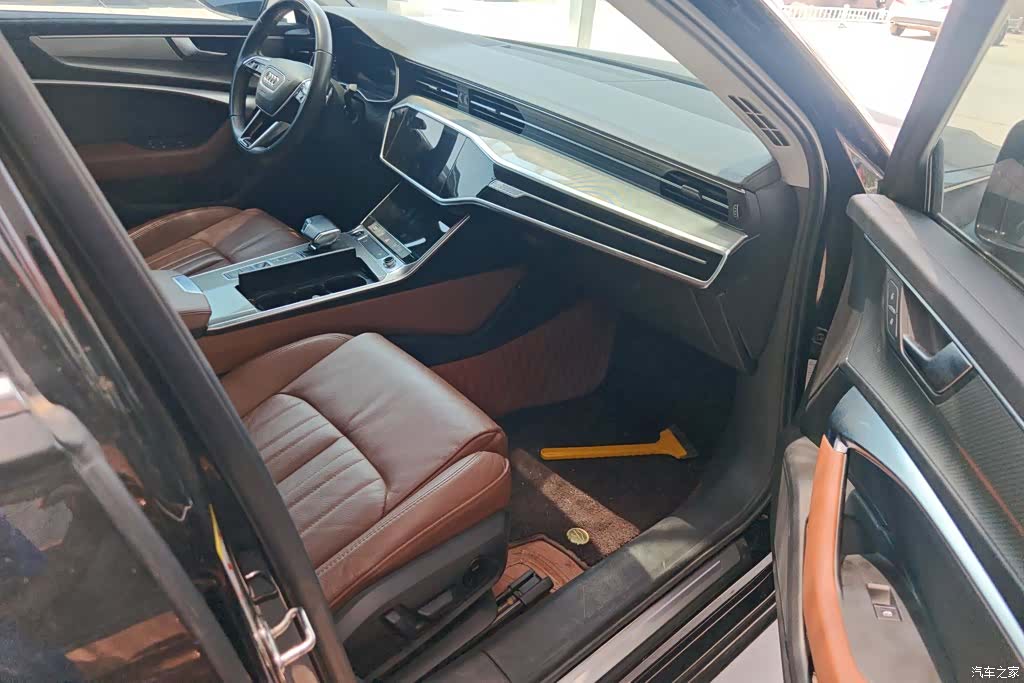 Audi A6L, 2022 8