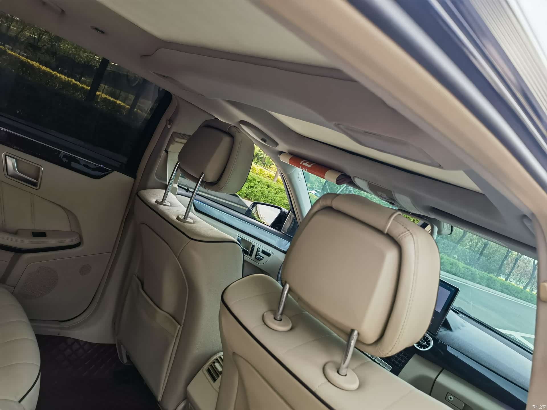 Mercedes-Benz E-Class, 2014 10