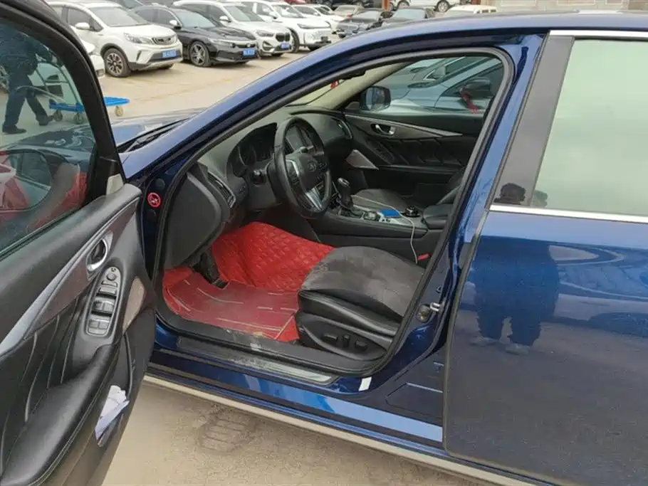 Infiniti Q50L Infiniti Q50L
