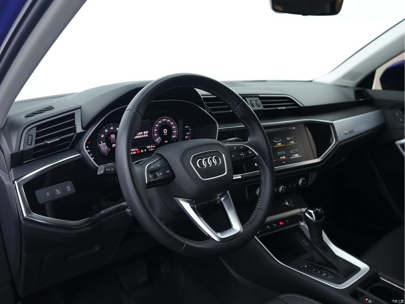 Audi Q3, 2020 13