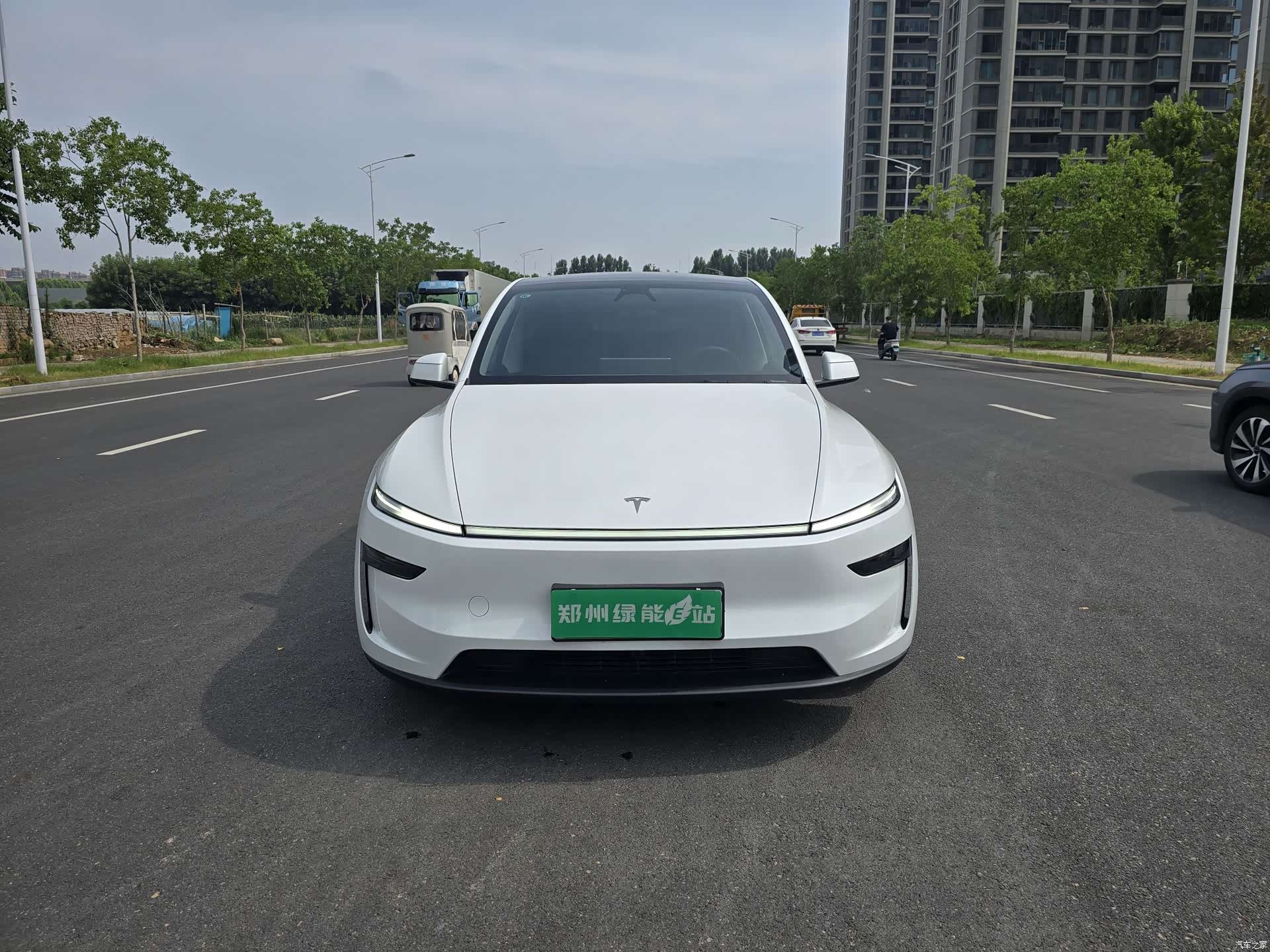 Tesla Model Y, 2025 2
