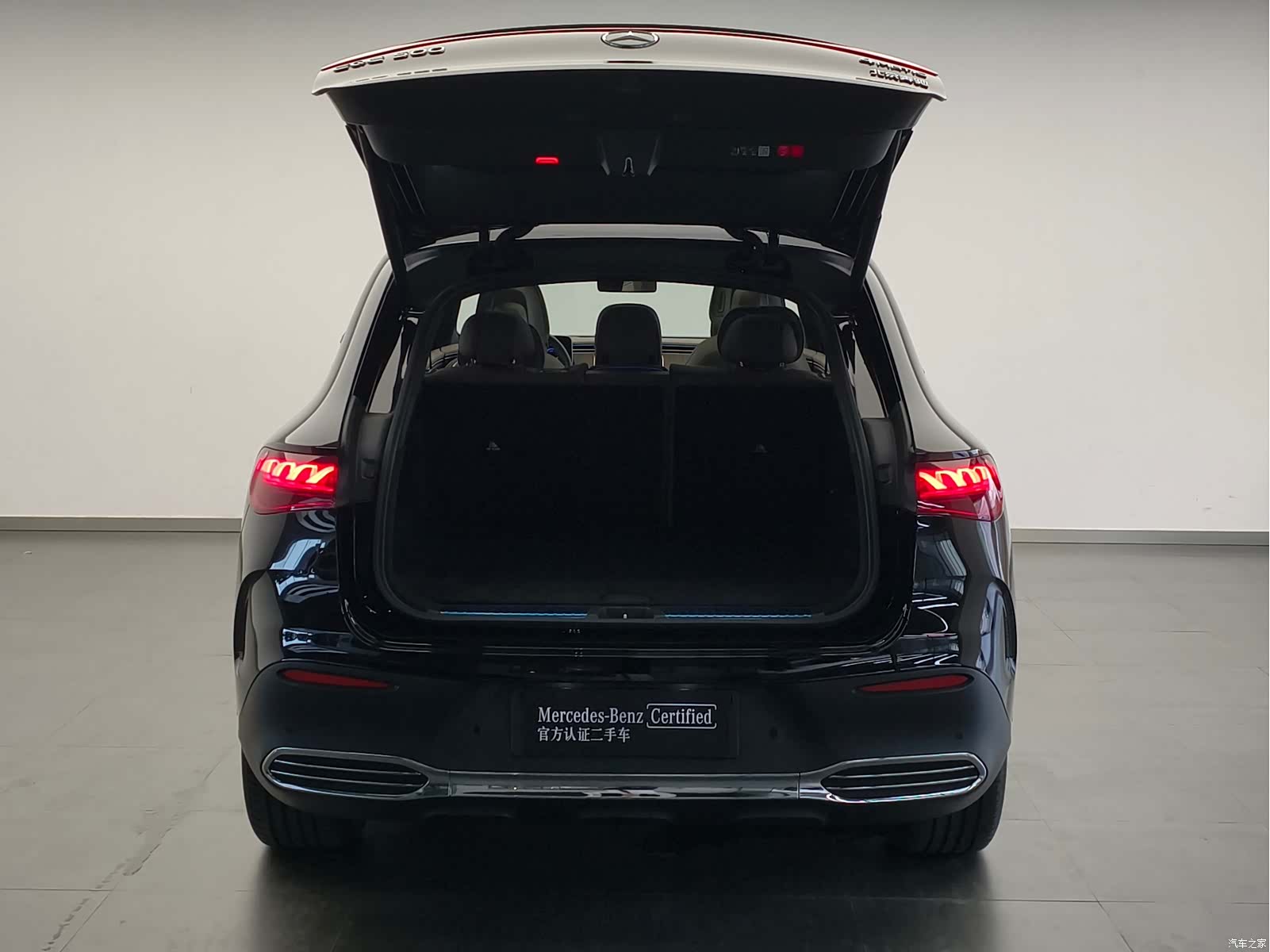 Mercedes-Benz EQE, 2025 21