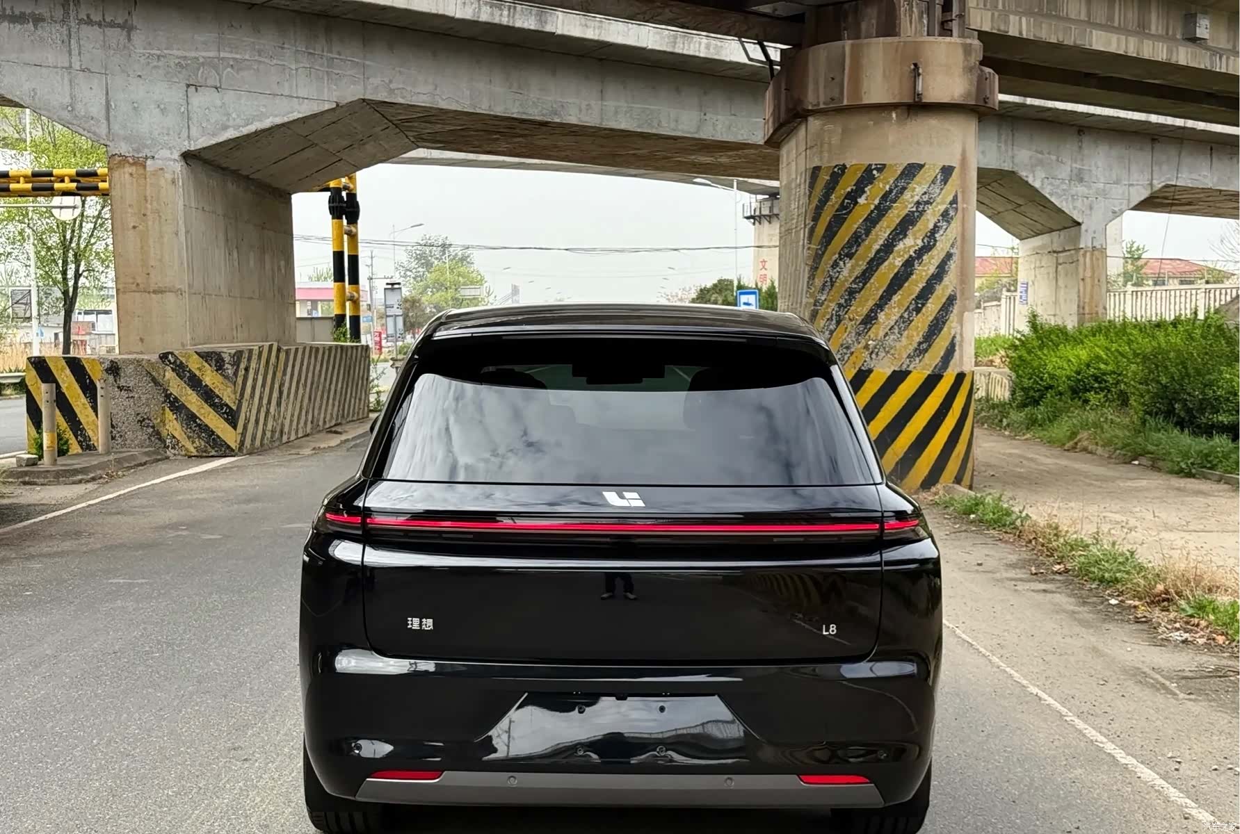 Li Auto L8, 2025 12
