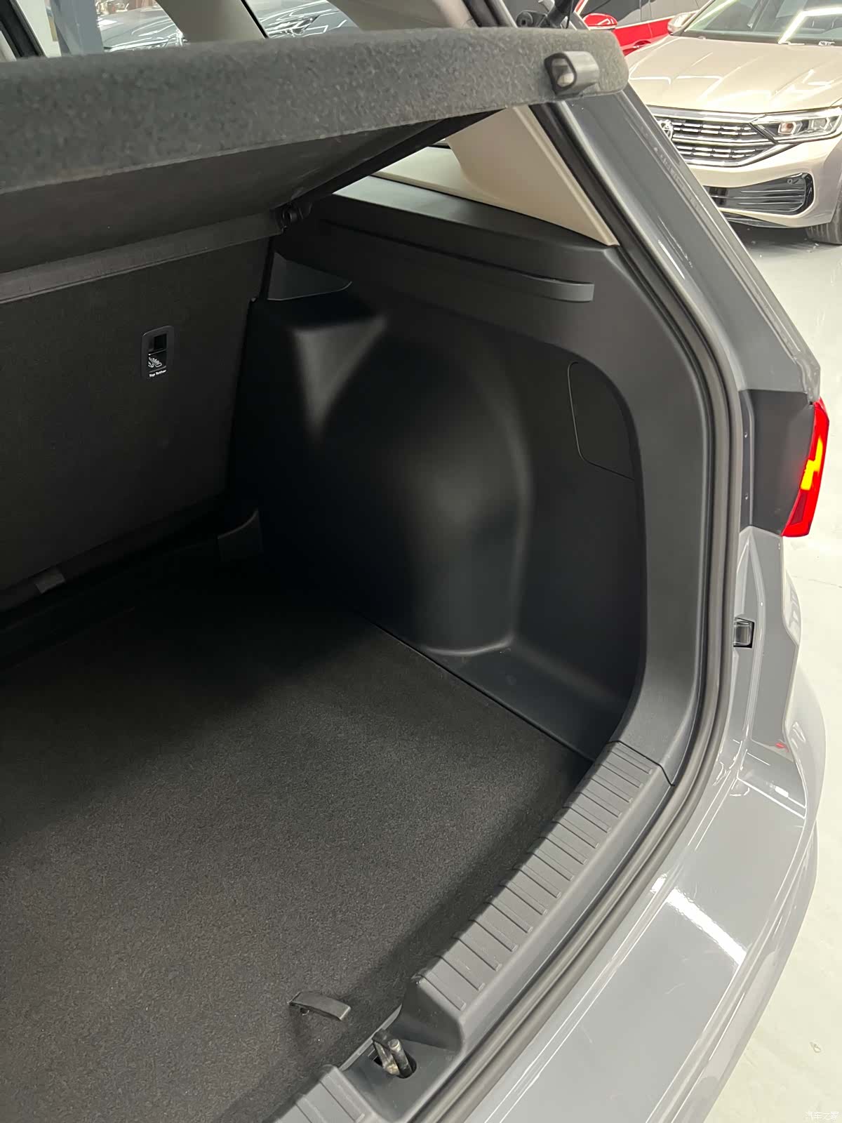 Volkswagen VS7, 2022 21