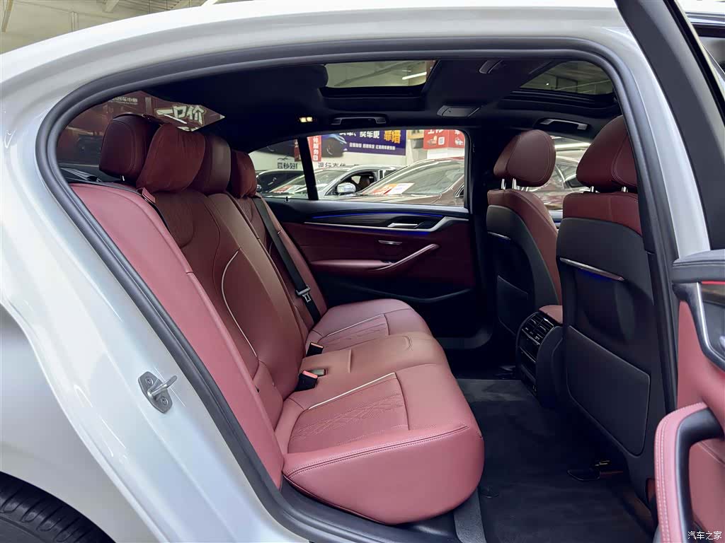 BMW 5 Series, 2022 6