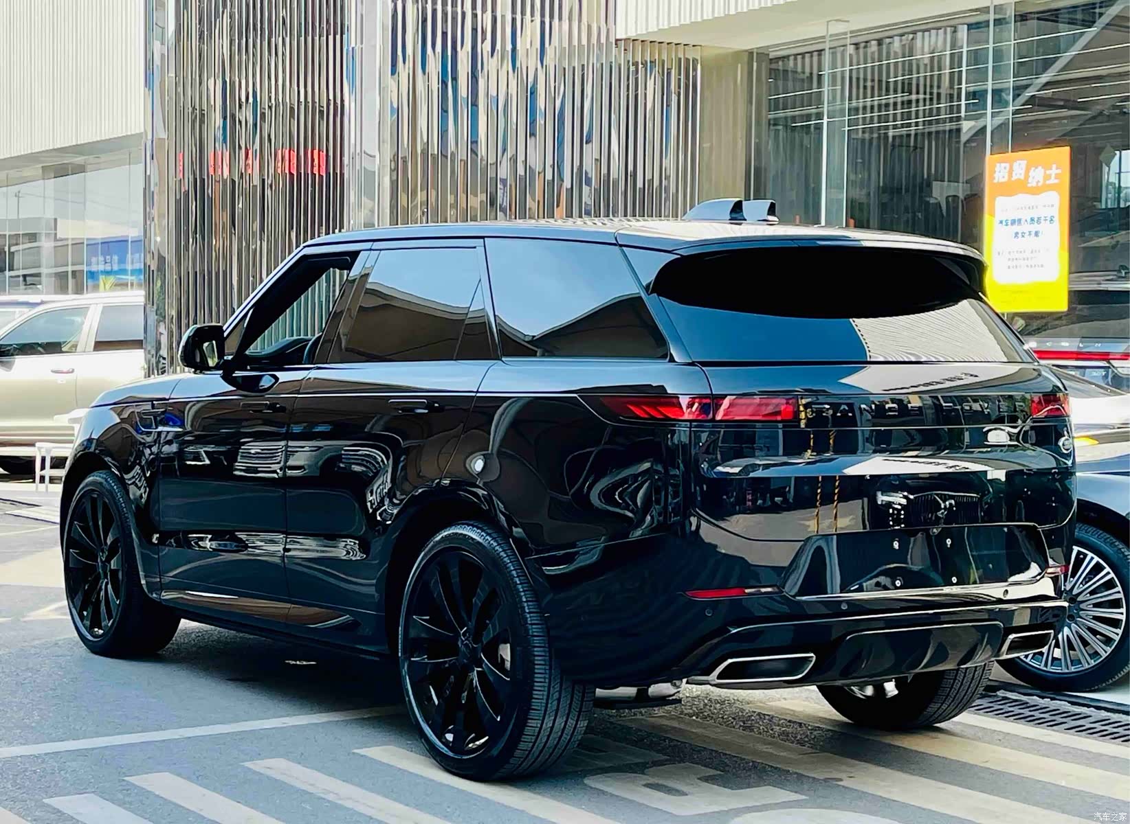 Land Rover Range Rover, 2026 все фото