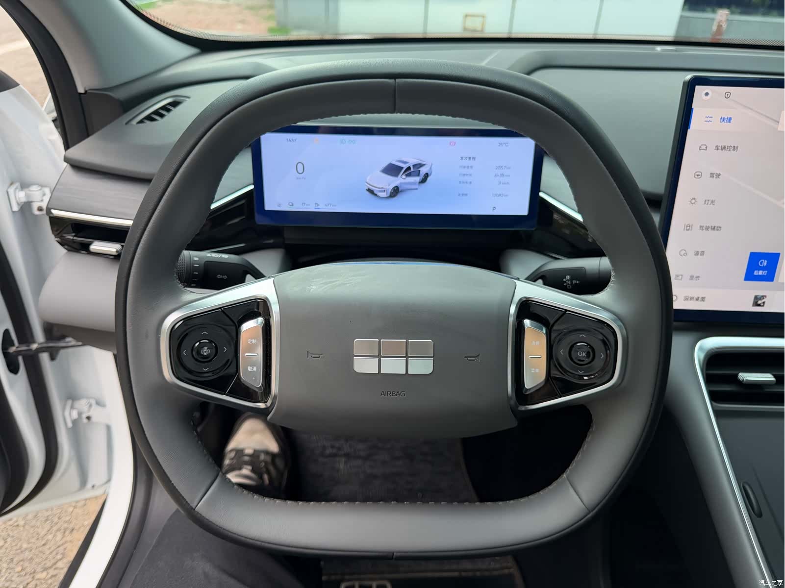 Geely Galaxy L6, 2025 15