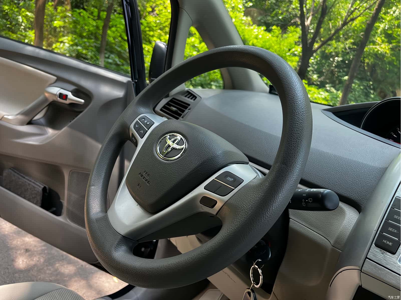 Toyota 180E, 2017 13