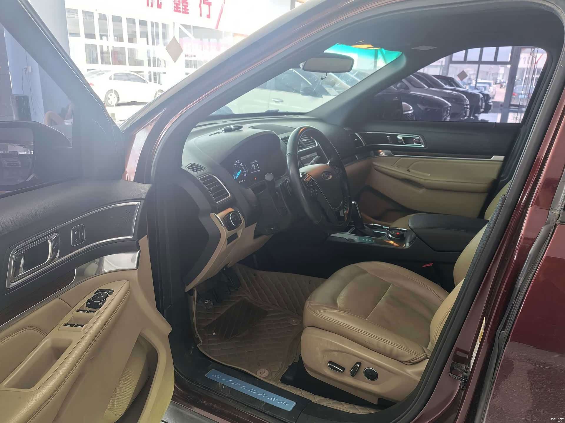 Ford Explorer, 2016 4