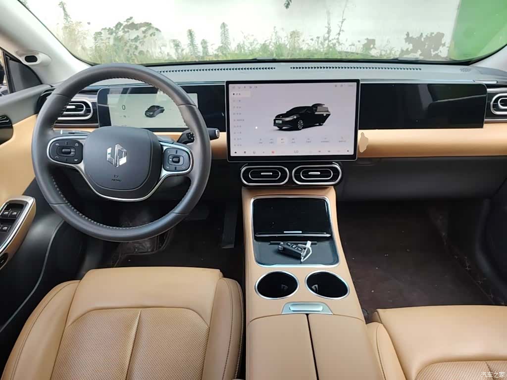 Leapmotor C01, 2025 10