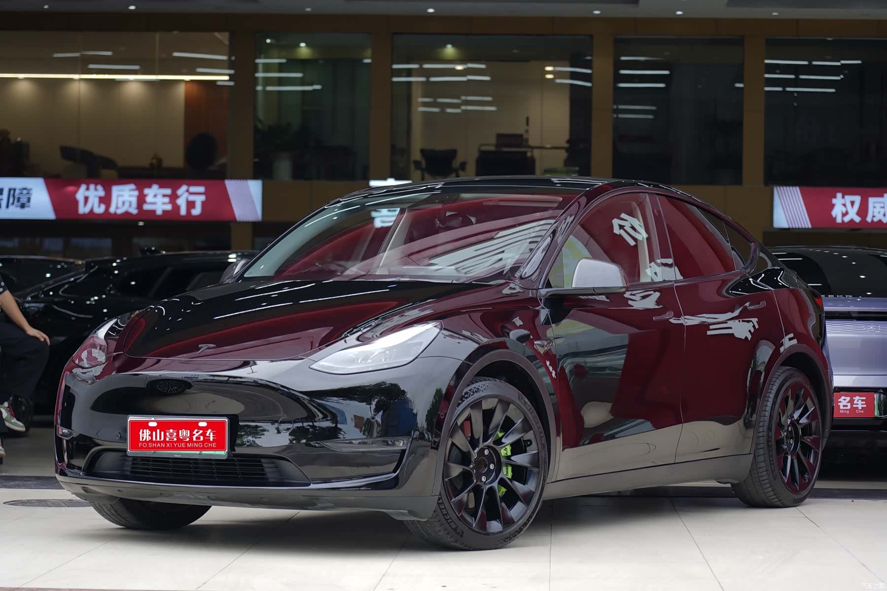 Tesla Model Y, 2021 1