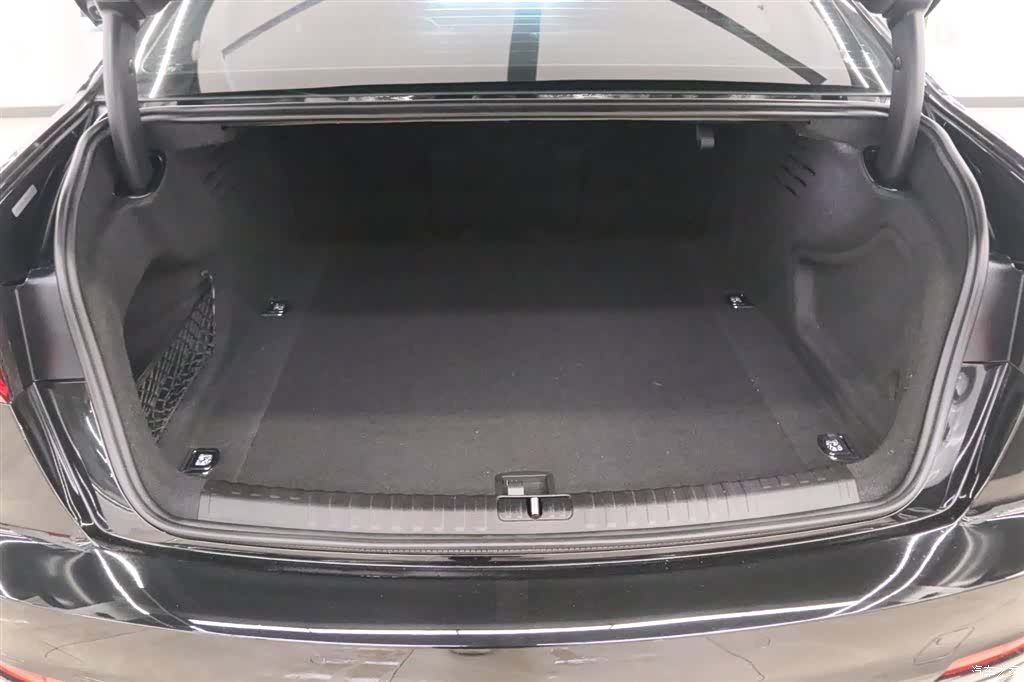 Audi A6L, 2020 19