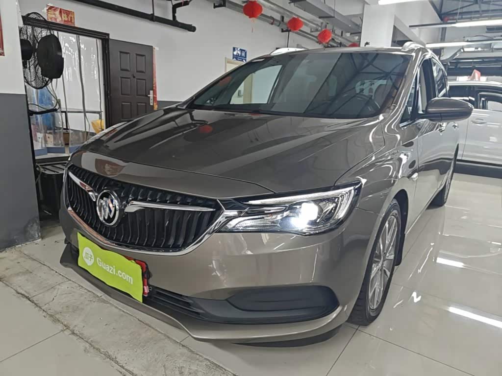 Buick GL6