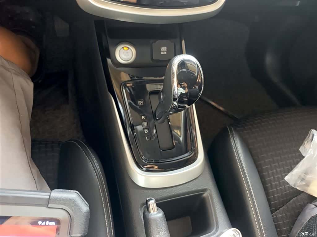 Nissan Tiida, 2017 14