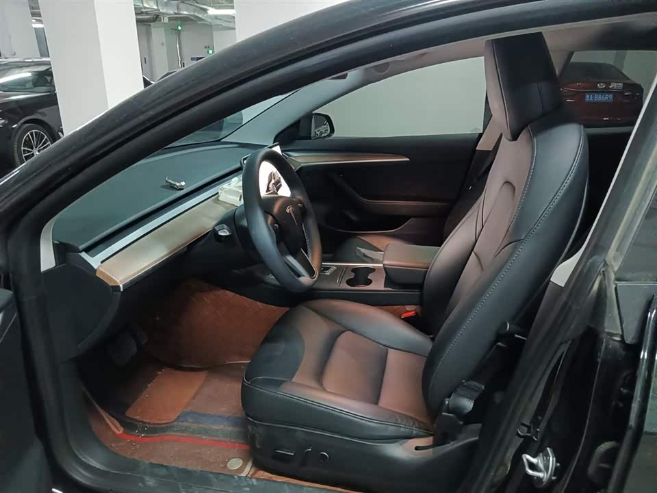 Tesla Model 3 Tesla Model 3