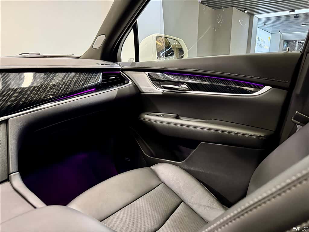 Cadillac XT6, 2022 25