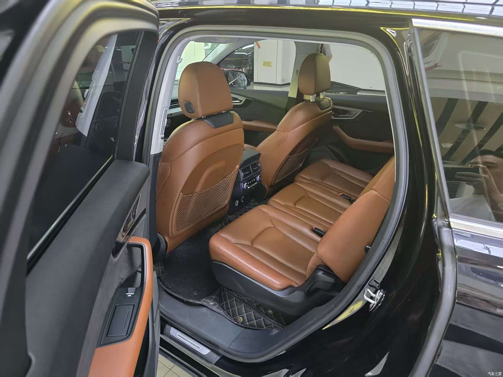 Audi Q7, 2018 8