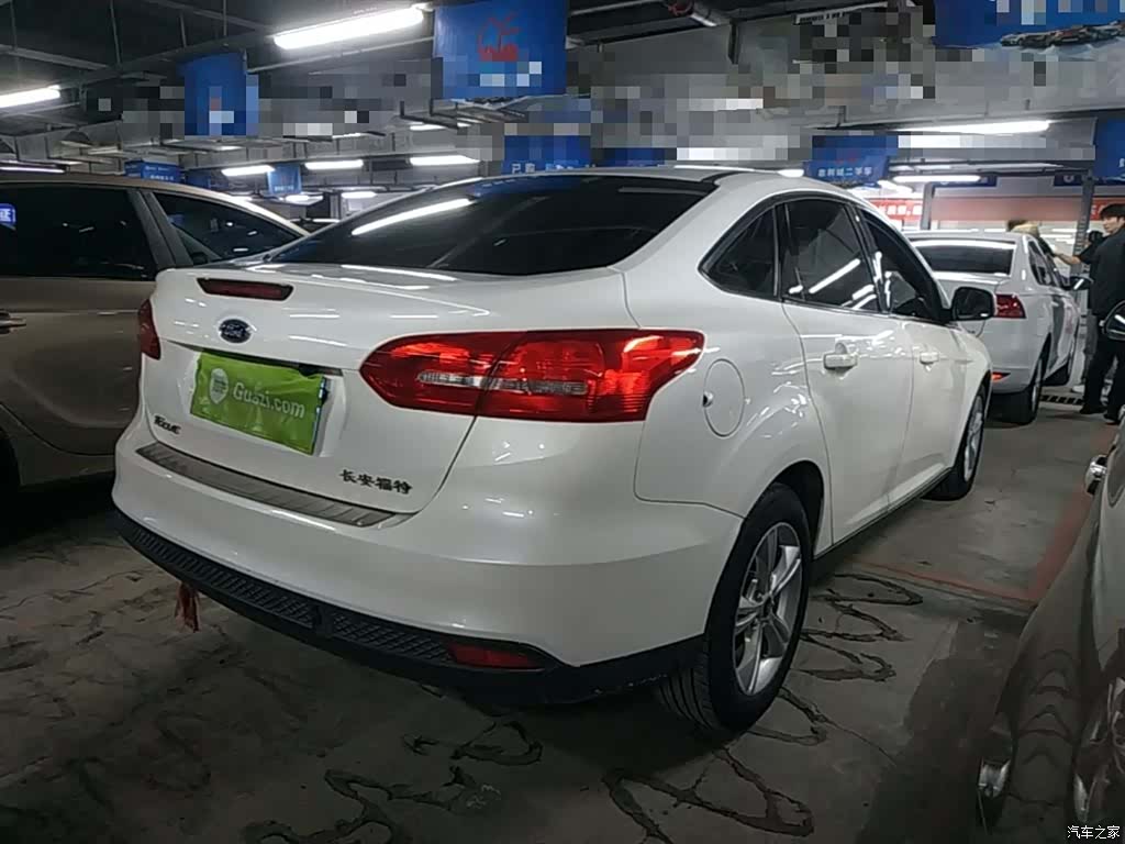 Ford Focus, 2015 7