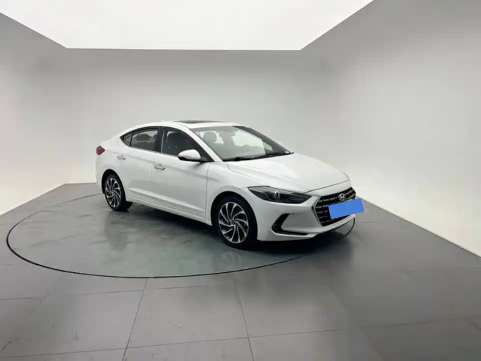 Hyundai Lead