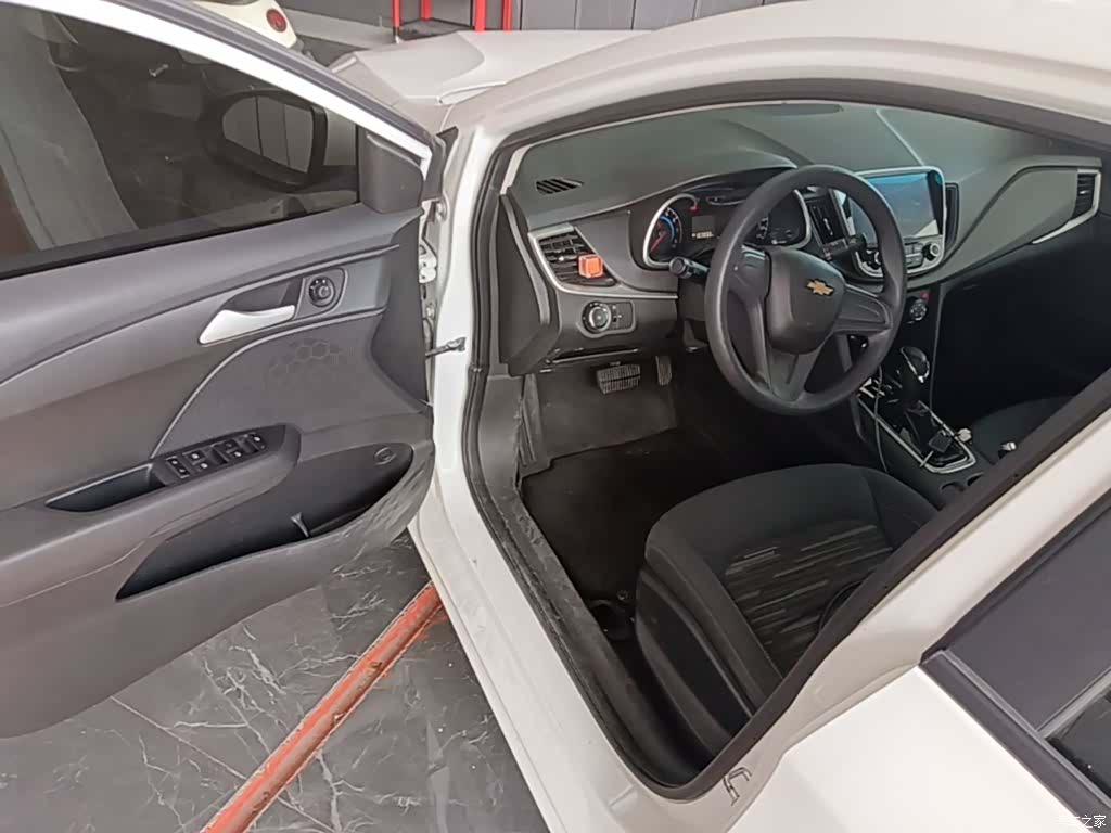 Chevrolet 320, 2018 16