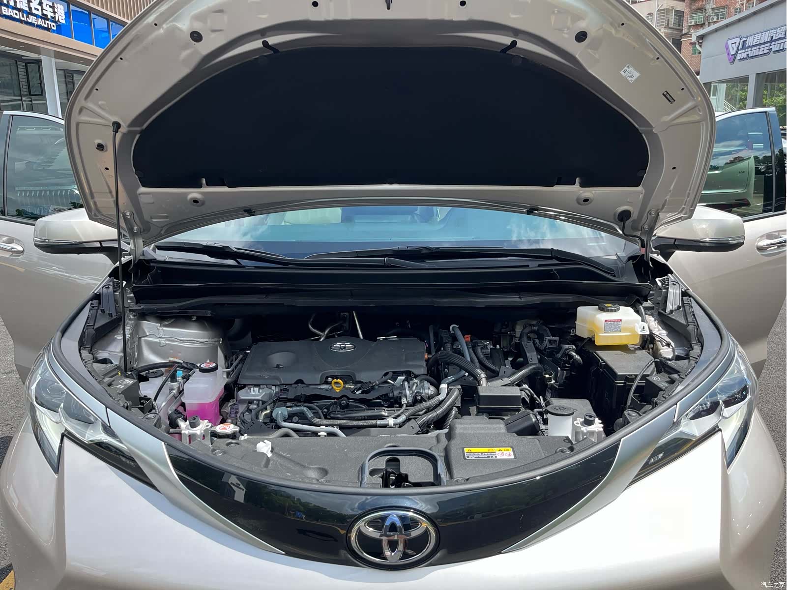 Toyota Sienna, 2025 24