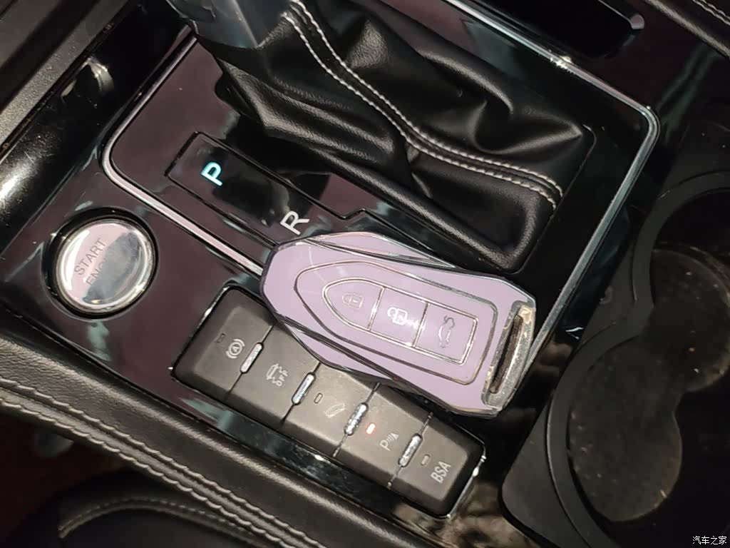 Zotye X7, 2017 9