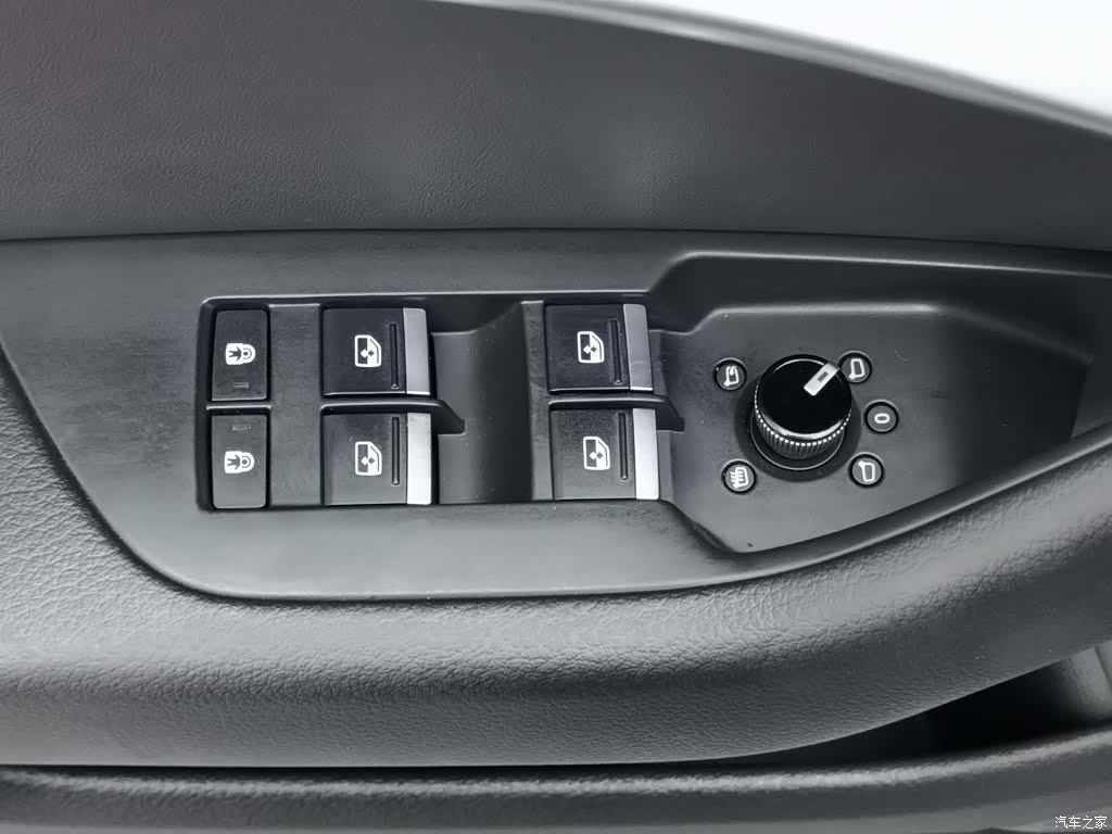 Audi A6L, 2021 9