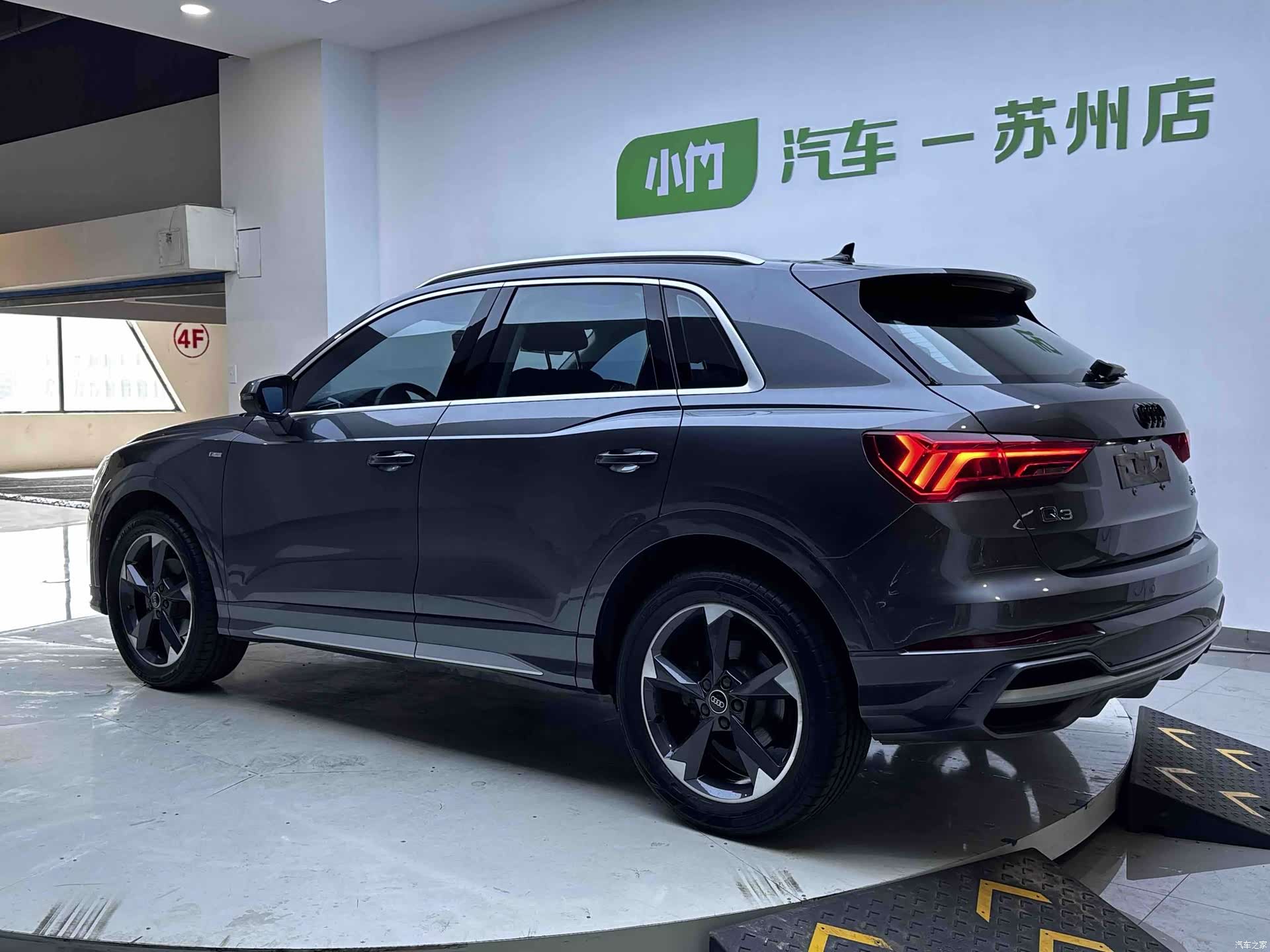 Audi Q3, 2022 3