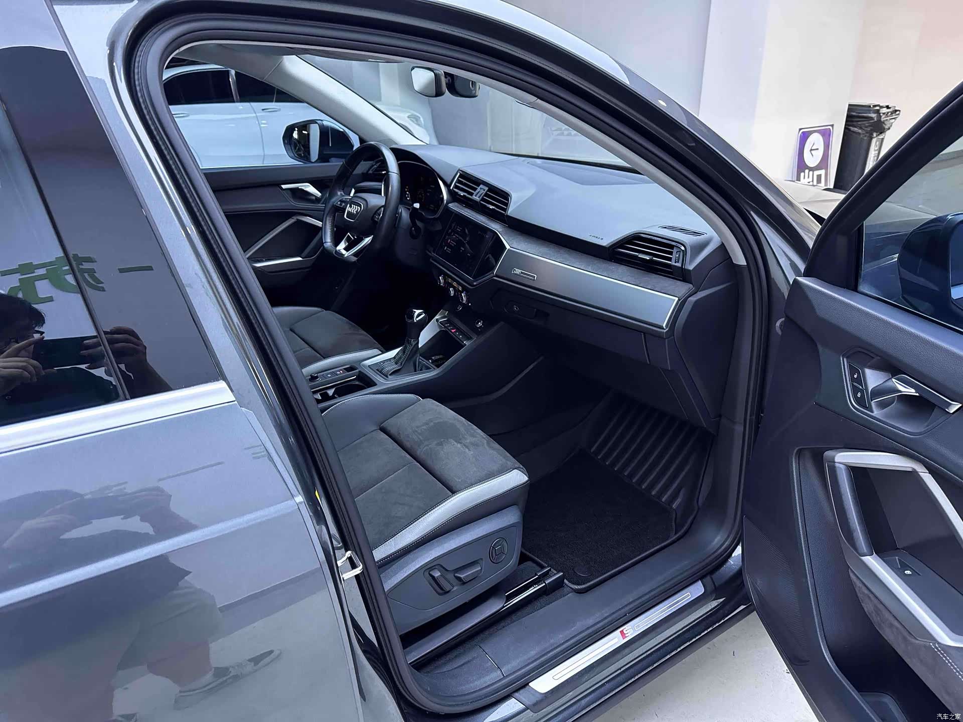 Audi Q3, 2022 9