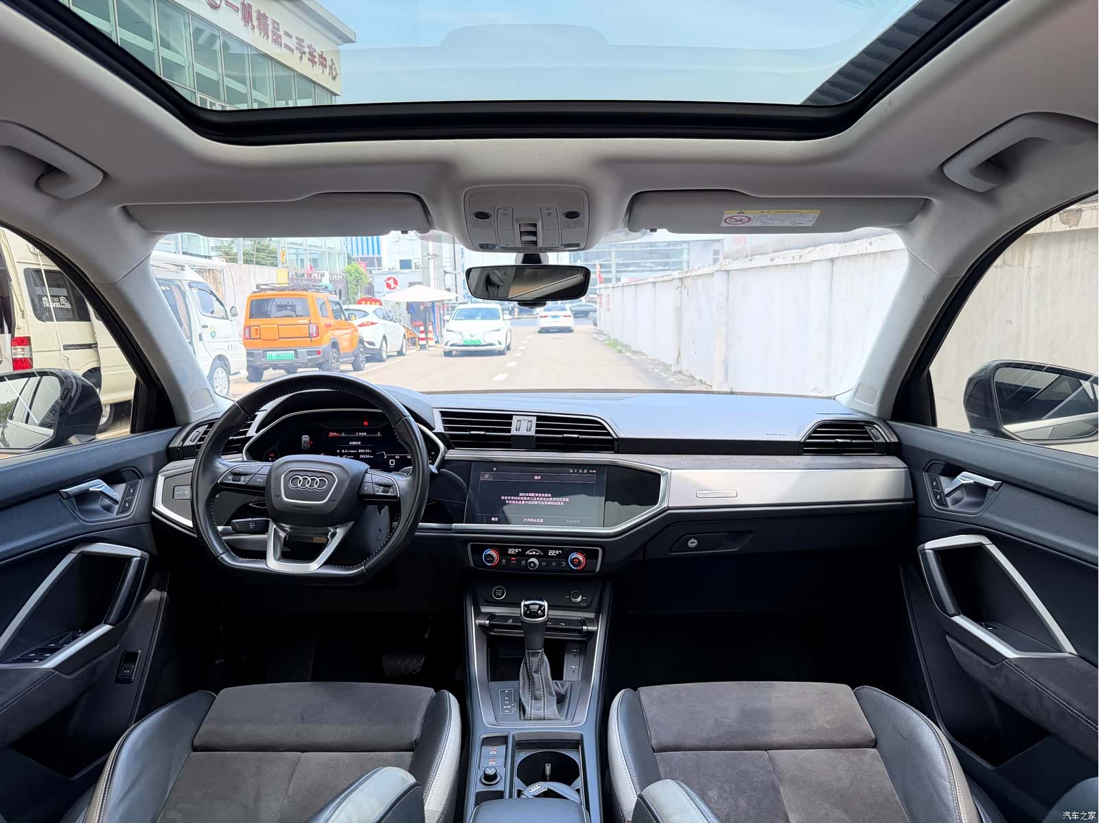 Audi Q3, 2022 6