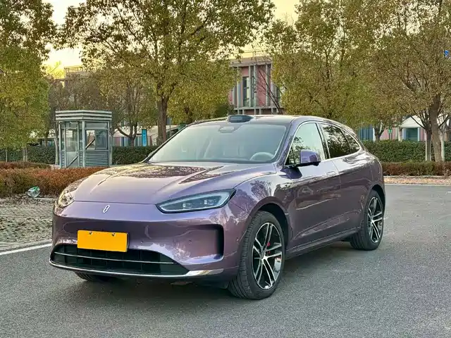 AITO M5 2025 — купить из Китая под заказ