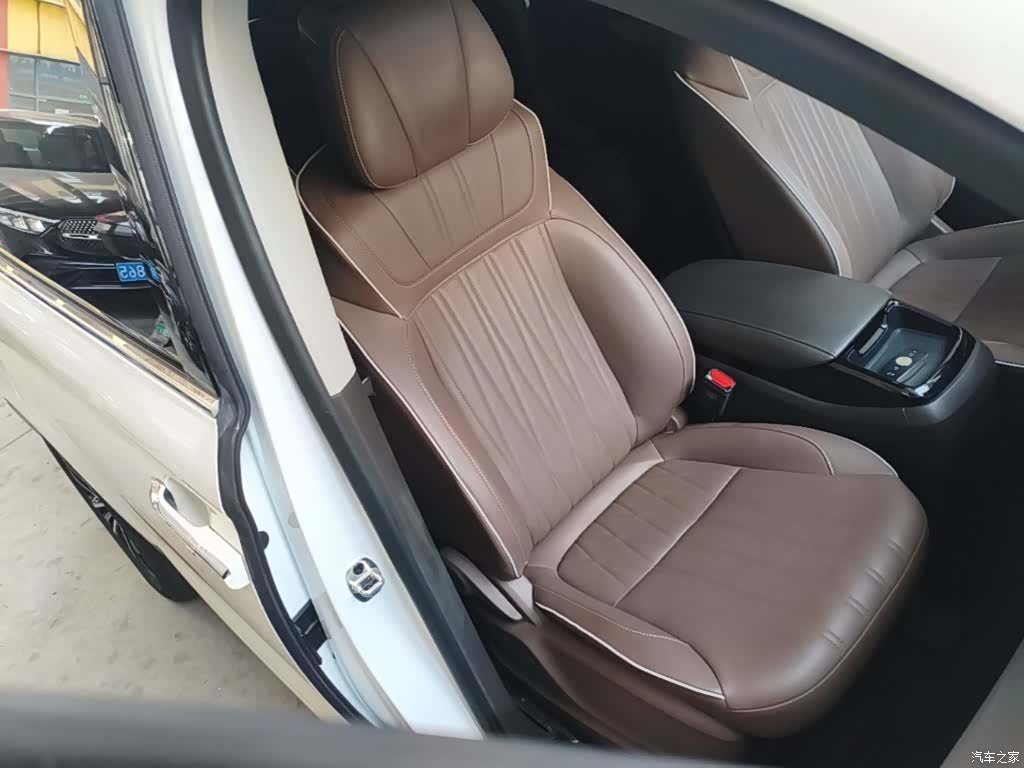 Roewe iMAX8, 2024 25
