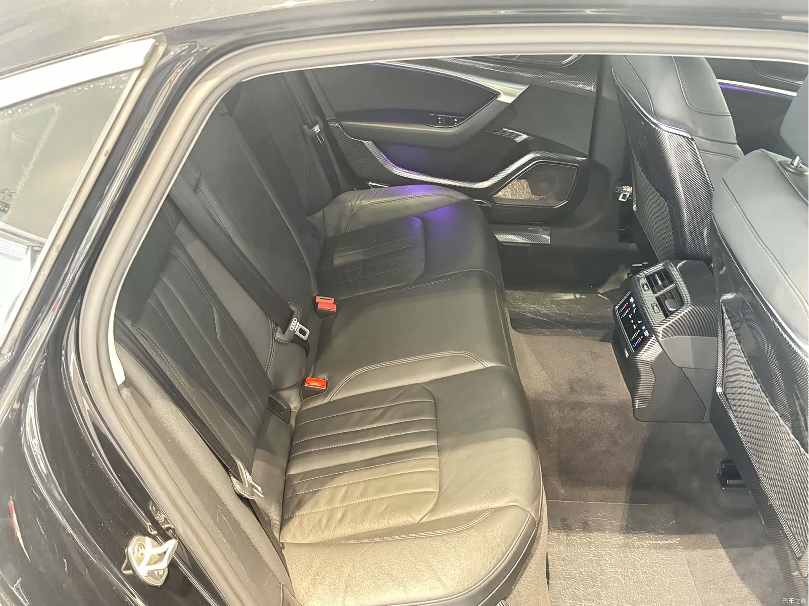 Audi A6L, 2021 16