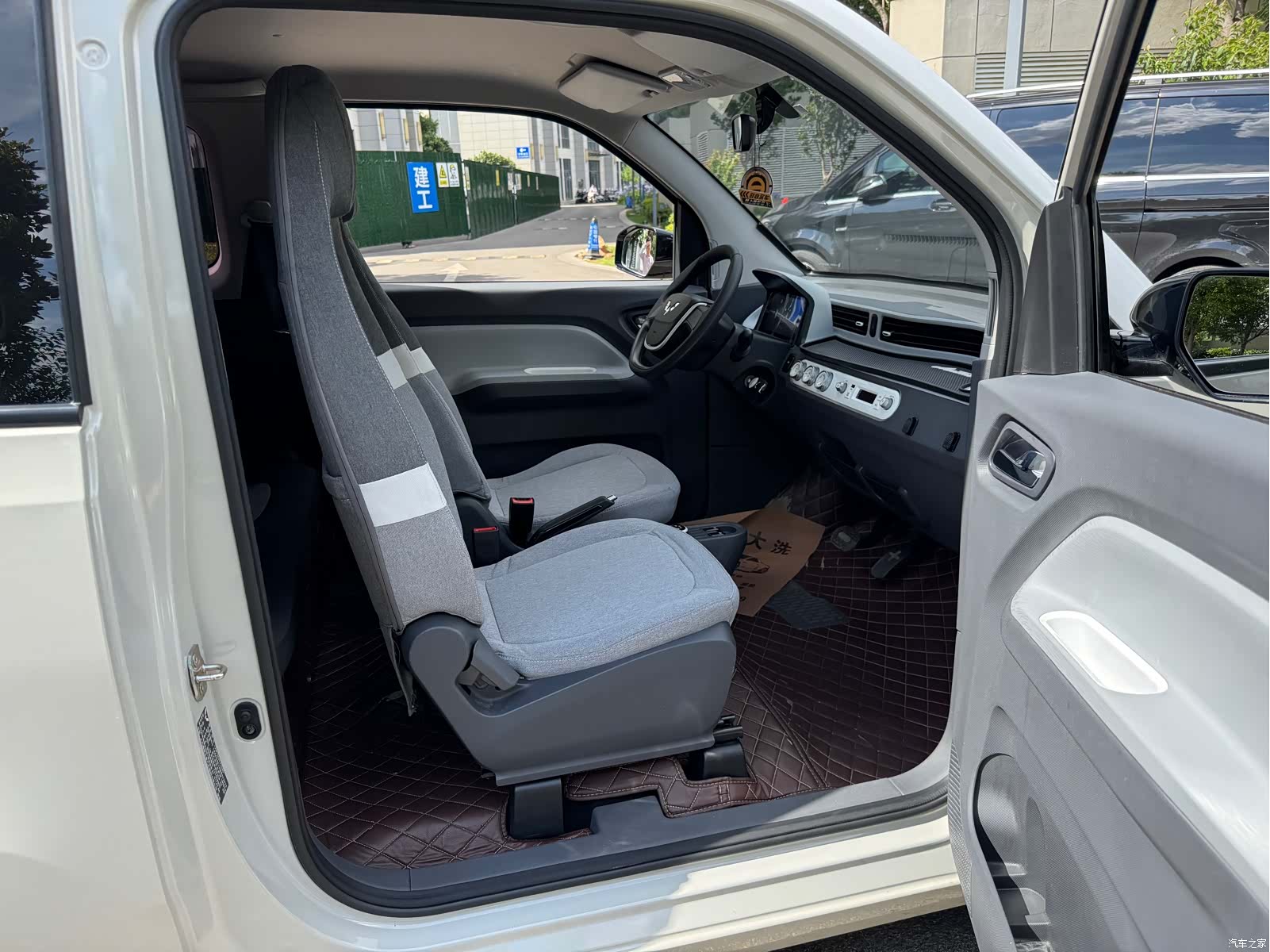 Wuling MINIEV, 2022 6