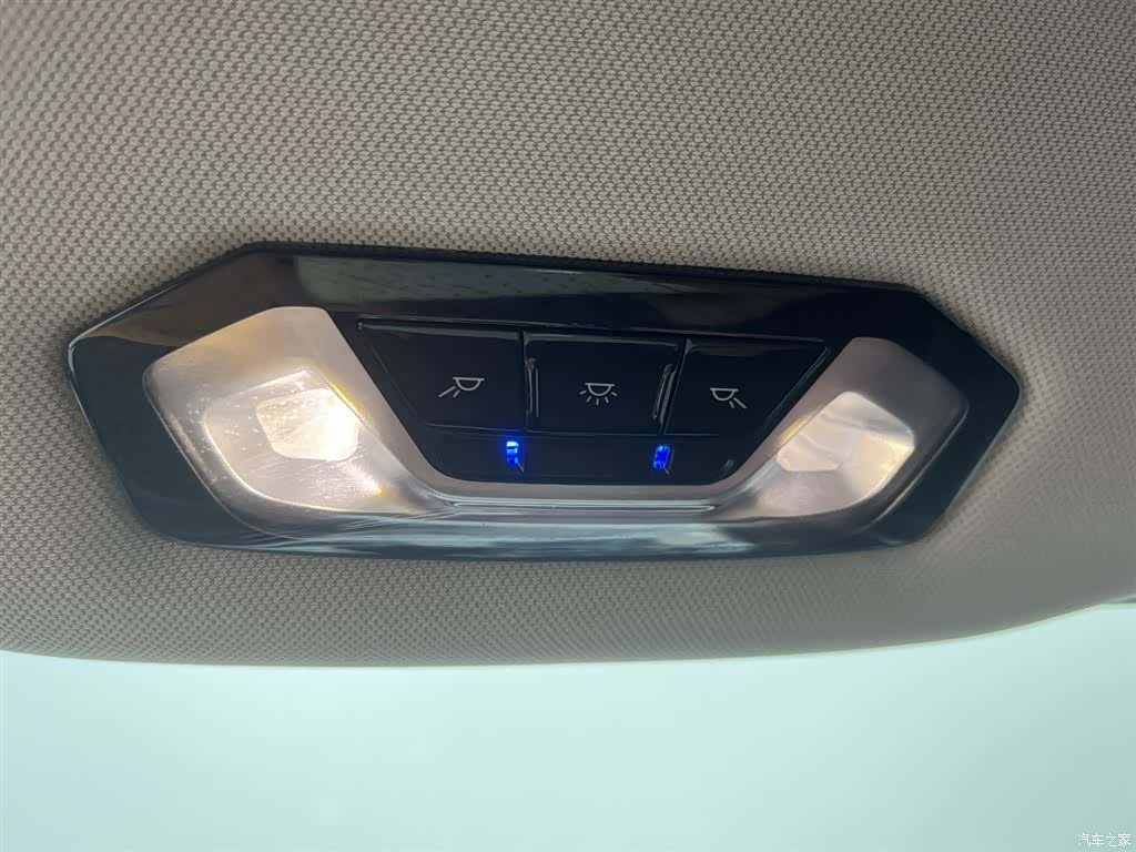 BMW 3 Series, 2022 28