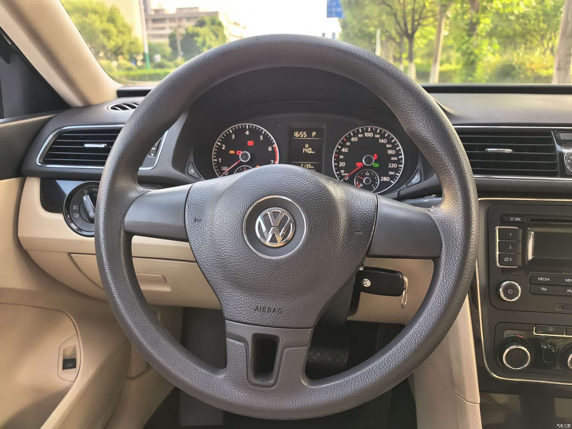 Volkswagen Passat, 2012 11
