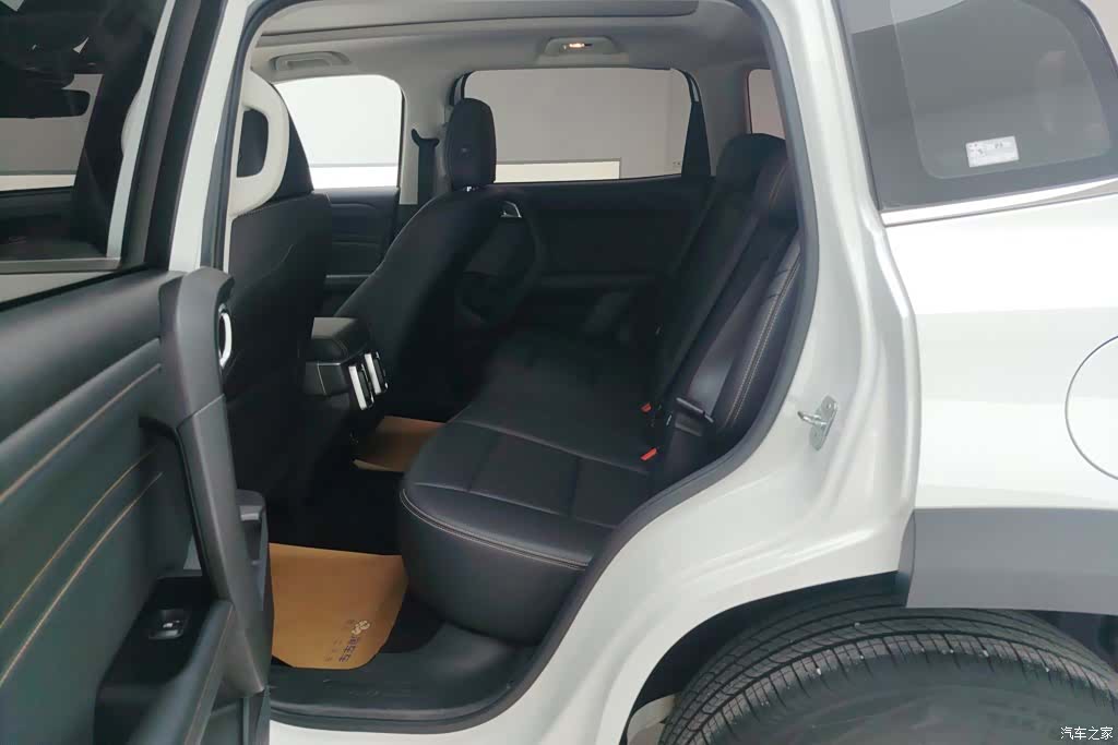 Haval Big Dog, 2025 11